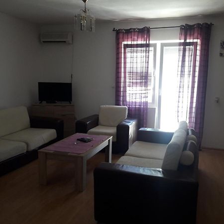 Mir Apartment Kotor Luaran gambar